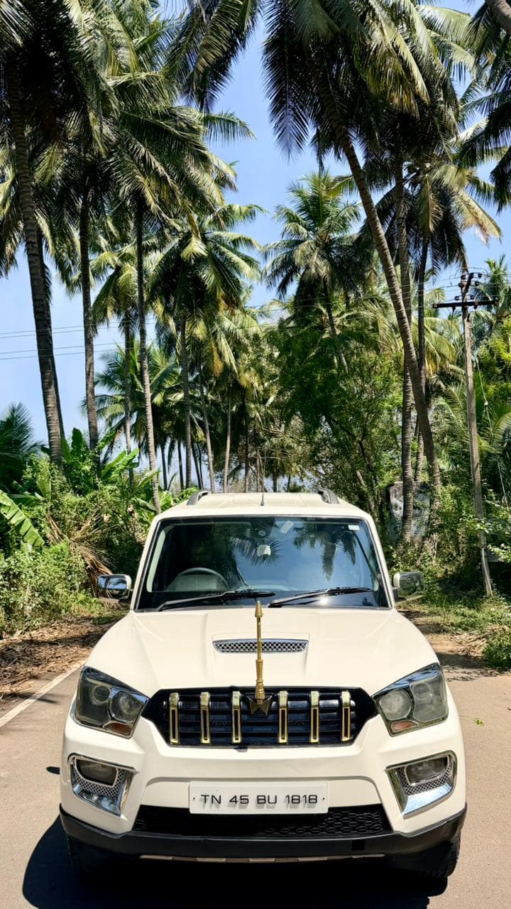 Mahindra SCORPIO